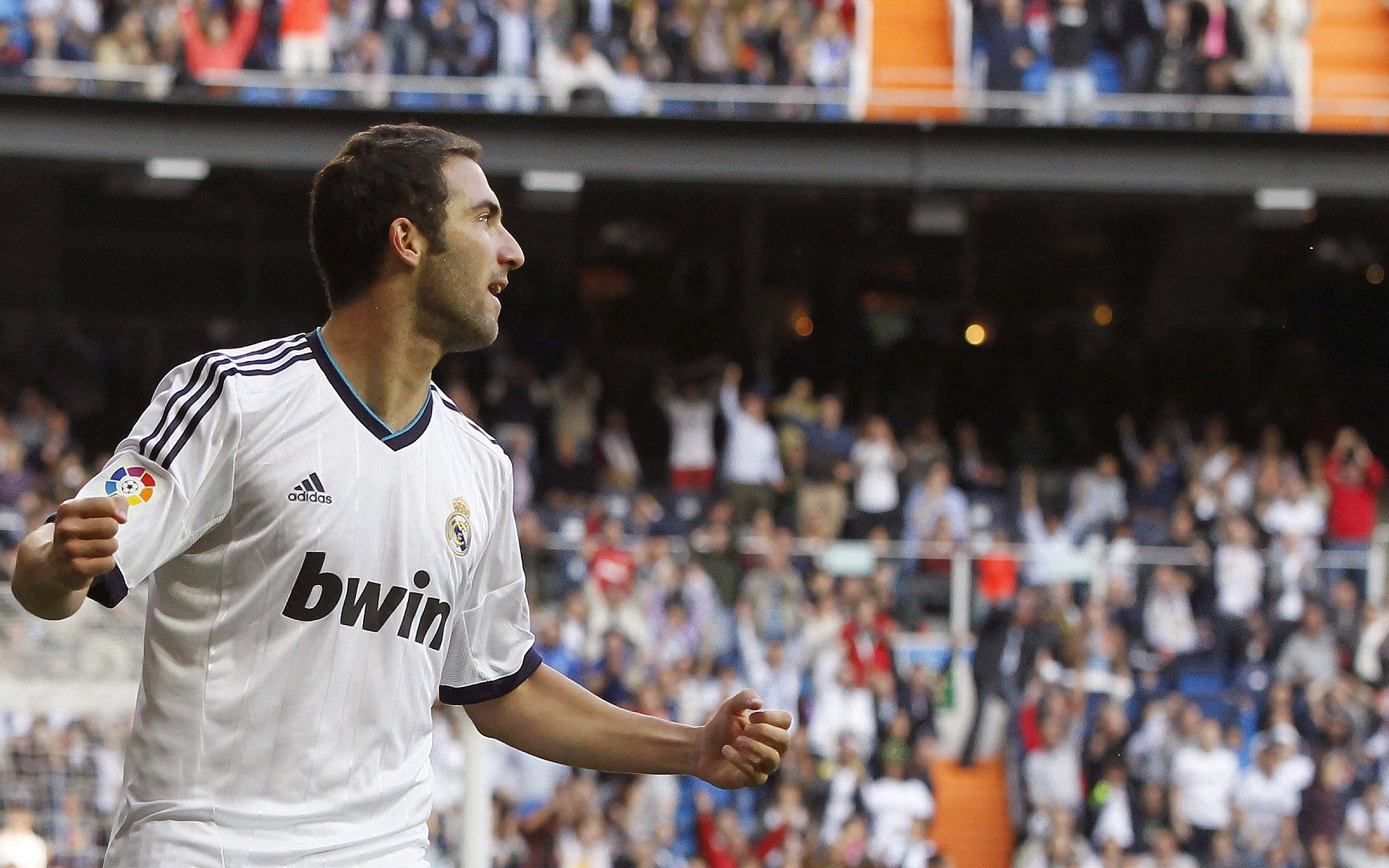 霸气！威少连造亚历山大犯规后放话：他不会防守，威少与亚当斯